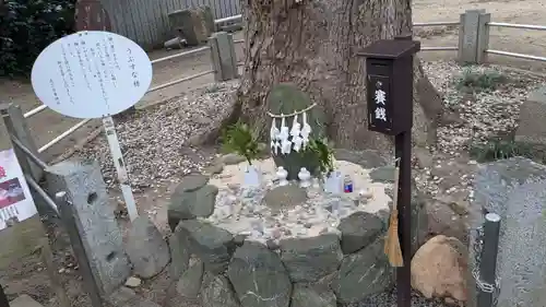 高忍日賣神社の末社・摂社