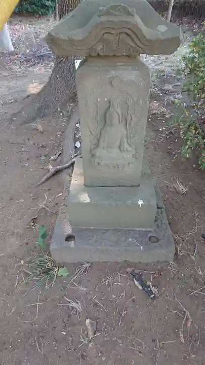 西町神明社の仏像