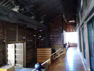 恩栄寺の本殿・本堂