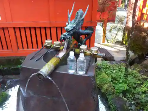 箱根神社の手水舎