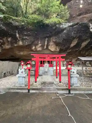 救馬溪観音の{uncategorized: "未分類", other: "その他", undefined: "問題あり", building: "その他建物", grave: "お墓", sacred_gate: "鳥居", guardian: "狛犬", statue: "像", buddha: "仏像", history: "歴史", nature: "自然", garden: "庭園", animal: "動物", pagoda: "塔", temizu: "手水舎", mountain_gate: "山門・神門", sanctuary: "本殿・本堂", subordinate: "末社・摂社", art: "芸術", scenery: "景色", jizo: "地蔵", ema: "絵馬", goshuin: "御朱印", omikuji: "おみくじ", items: "授与品その他", amulet: "お守り", goshuincho: "御朱印帳", eats: "食事", festival: "お祭り", votive_dance: "神楽", shichigosan: "七五三参", wedding: "結婚式", experience: "体験その他", initially: "初詣", around: "周辺", anti_infection: "感染症対策"}