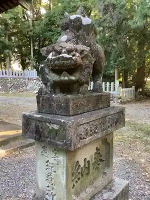 熊野社（塔野地東屋敷）の狛犬