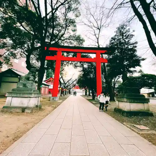 花園神社の鳥居