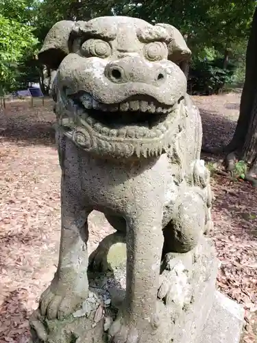 諏訪神社の狛犬