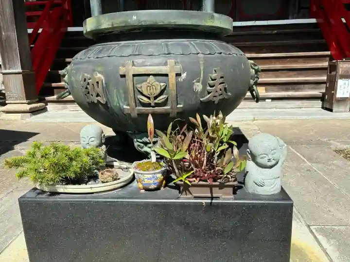 清雲寺の{uncategorized: "未分類", other: "その他", undefined: "問題あり", building: "その他建物", grave: "お墓", sacred_gate: "鳥居", guardian: "狛犬", statue: "像", buddha: "仏像", history: "歴史", nature: "自然", garden: "庭園", animal: "動物", pagoda: "塔", temizu: "手水舎", mountain_gate: "山門・神門", sanctuary: "本殿・本堂", subordinate: "末社・摂社", art: "芸術", scenery: "景色", jizo: "地蔵", ema: "絵馬", goshuin: "御朱印", omikuji: "おみくじ", items: "授与品その他", amulet: "お守り", goshuincho: "御朱印帳", eats: "食事", festival: "お祭り", votive_dance: "神楽", shichigosan: "七五三参", wedding: "結婚式", experience: "体験その他", initially: "初詣", around: "周辺", anti_infection: "感染症対策"}