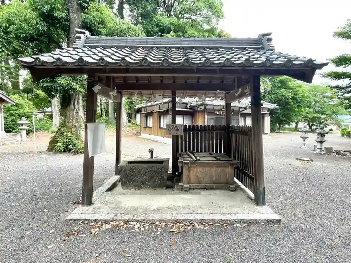 川俣神社の手水舎