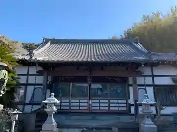 西照院慈眼寺の本殿・本堂