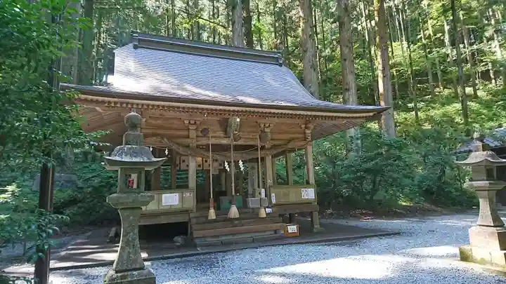 上色見熊野座神社の本殿・本堂