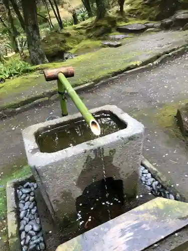 御庭神社の手水舎