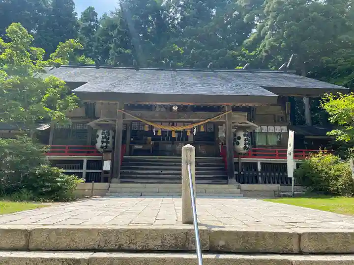 有明山神社の本殿・本堂