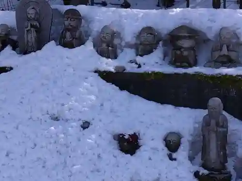 御誕生寺（猫寺）(福井県)