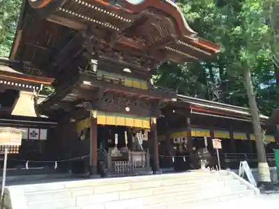 諏訪大社下社秋宮の本殿・本堂