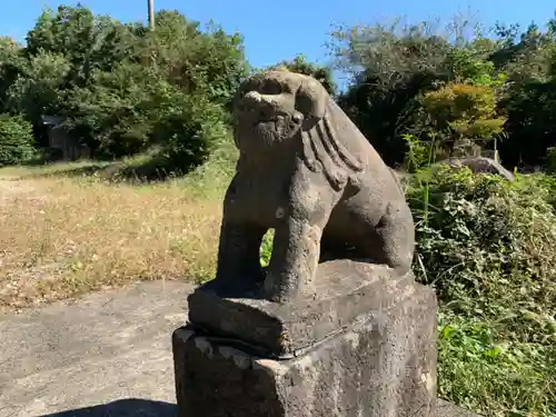 八幡神社の狛犬