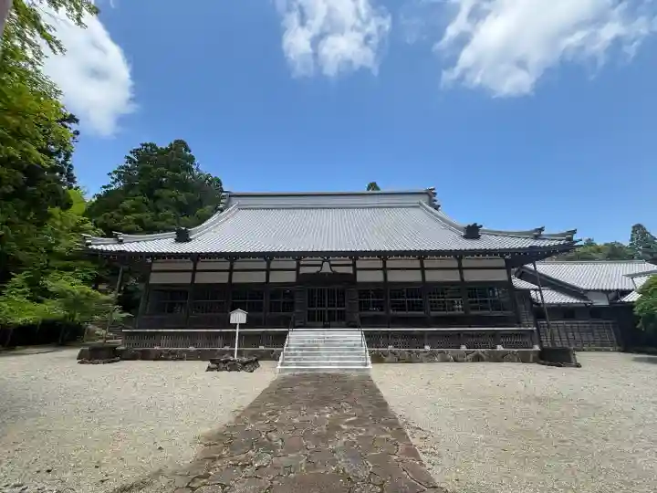 金剛證寺の{uncategorized: "未分類", other: "その他", undefined: "問題あり", building: "その他建物", grave: "お墓", sacred_gate: "鳥居", guardian: "狛犬", statue: "像", buddha: "仏像", history: "歴史", nature: "自然", garden: "庭園", animal: "動物", pagoda: "塔", temizu: "手水舎", mountain_gate: "山門・神門", sanctuary: "本殿・本堂", subordinate: "末社・摂社", art: "芸術", scenery: "景色", jizo: "地蔵", ema: "絵馬", goshuin: "御朱印", omikuji: "おみくじ", items: "授与品その他", amulet: "お守り", goshuincho: "御朱印帳", eats: "食事", festival: "お祭り", votive_dance: "神楽", shichigosan: "七五三参", wedding: "結婚式", experience: "体験その他", initially: "初詣", around: "周辺", anti_infection: "感染症対策"}