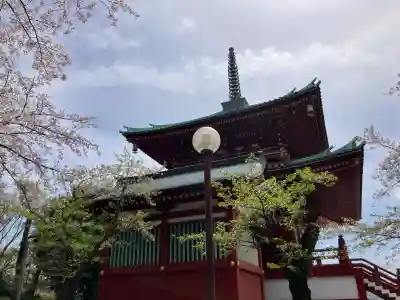 孝道山の{uncategorized: "未分類", other: "その他", undefined: "問題あり", building: "その他建物", grave: "お墓", sacred_gate: "鳥居", guardian: "狛犬", statue: "像", buddha: "仏像", history: "歴史", nature: "自然", garden: "庭園", animal: "動物", pagoda: "塔", temizu: "手水舎", mountain_gate: "山門・神門", sanctuary: "本殿・本堂", subordinate: "末社・摂社", art: "芸術", scenery: "景色", jizo: "地蔵", ema: "絵馬", goshuin: "御朱印", omikuji: "おみくじ", items: "授与品その他", amulet: "お守り", goshuincho: "御朱印帳", eats: "食事", festival: "お祭り", votive_dance: "神楽", shichigosan: "七五三参", wedding: "結婚式", experience: "体験その他", initially: "初詣", around: "周辺", anti_infection: "感染症対策"}