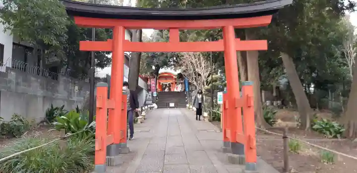 自由が丘熊野神社の鳥居
