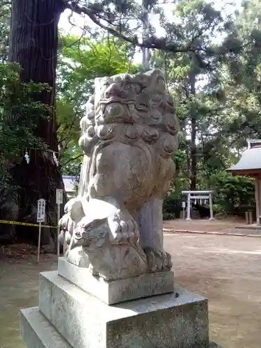 側高神社の狛犬
