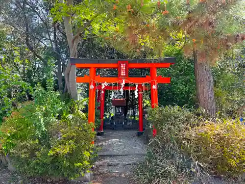 御厨神社の末社