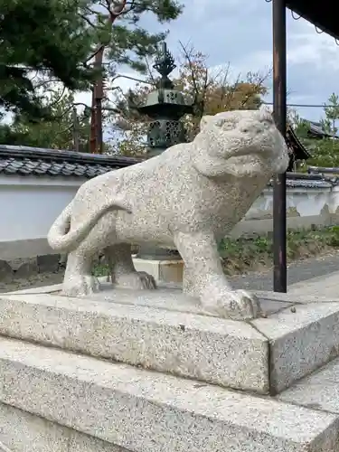 両足院の狛犬