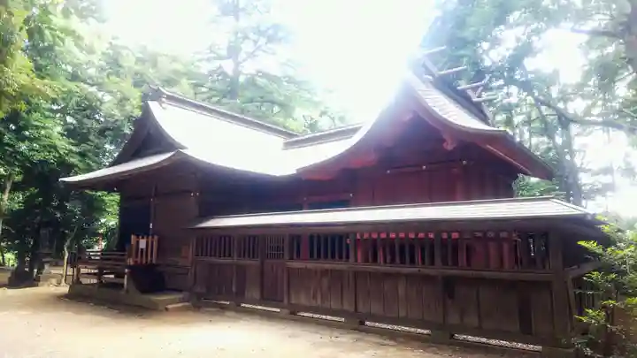 氷川女體神社の本殿・本堂