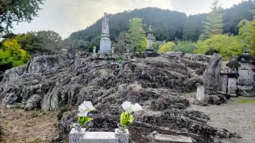 箕輪山満行院霊巖寺(埼玉県)
