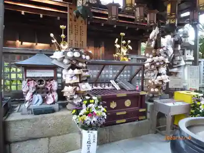 慈尊院の本殿・本堂