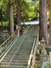 金刀比羅神社の庭園