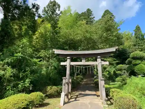 八幡神社の鳥居