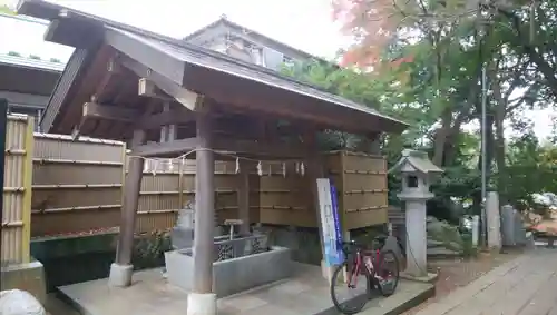 柴崎神社の手水舎