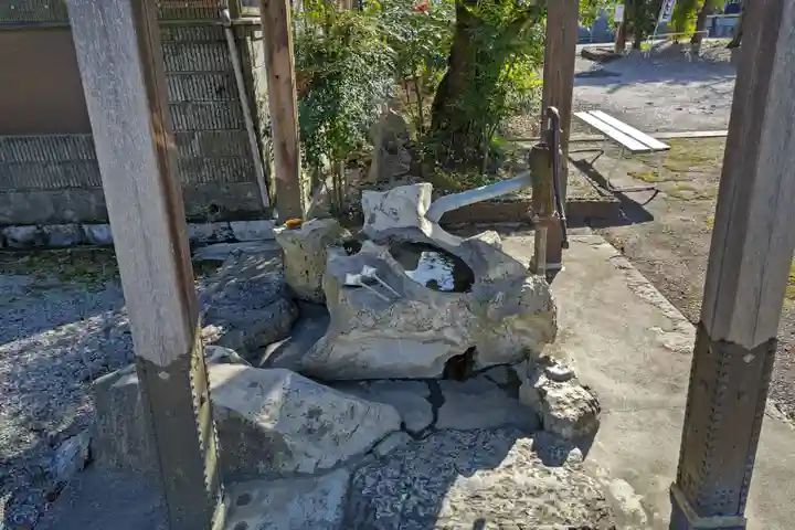 天清院呑龍閣の手水舎