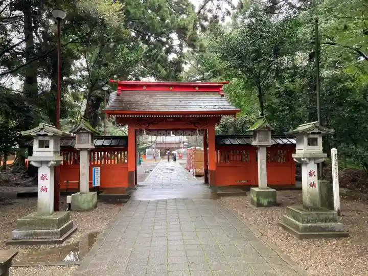 息栖神社の{uncategorized: "未分類", other: "その他", undefined: "問題あり", building: "その他建物", grave: "お墓", sacred_gate: "鳥居", guardian: "狛犬", statue: "像", buddha: "仏像", history: "歴史", nature: "自然", garden: "庭園", animal: "動物", pagoda: "塔", temizu: "手水舎", mountain_gate: "山門・神門", sanctuary: "本殿・本堂", subordinate: "末社・摂社", art: "芸術", scenery: "景色", jizo: "地蔵", ema: "絵馬", goshuin: "御朱印", omikuji: "おみくじ", items: "授与品その他", amulet: "お守り", goshuincho: "御朱印帳", eats: "食事", festival: "お祭り", votive_dance: "神楽", shichigosan: "七五三参", wedding: "結婚式", experience: "体験その他", initially: "初詣", around: "周辺", anti_infection: "感染症対策"}