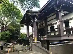 養源寺の本殿