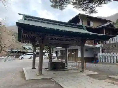 函館八幡宮の手水舎