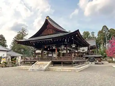 沙沙貴神社の本殿・本堂