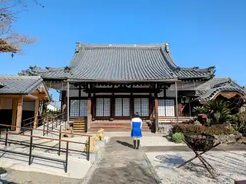 法通寺の本殿・本堂
