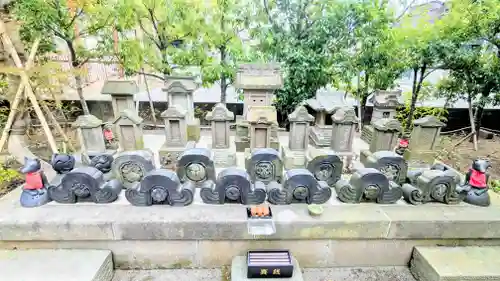 検見川神社の末社・摂社