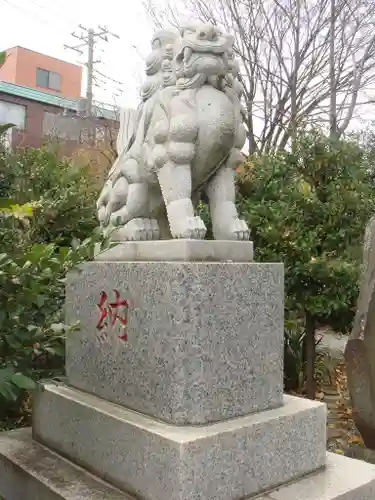 鎮守氷川神社の狛犬