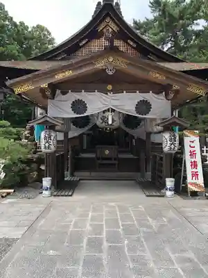 建部大社の本殿・本堂