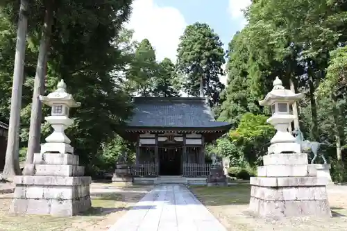 日吉神社（西浅井町庄）の建物その他