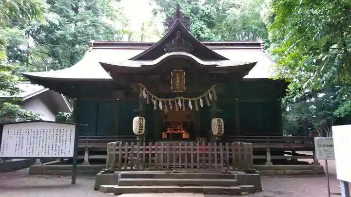 氷川女體神社の本殿・本堂