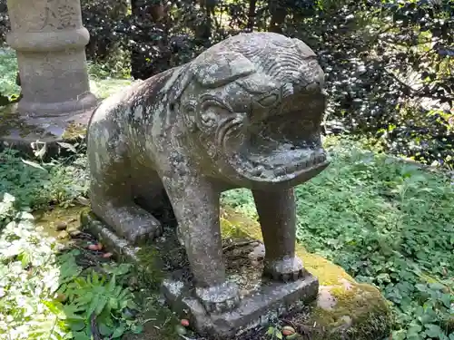 春日神社の狛犬