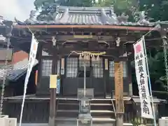 神王寺の本殿