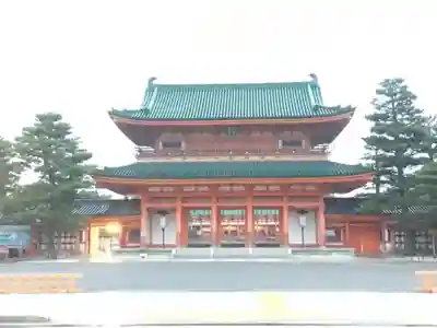 平安神宮の山門・神門