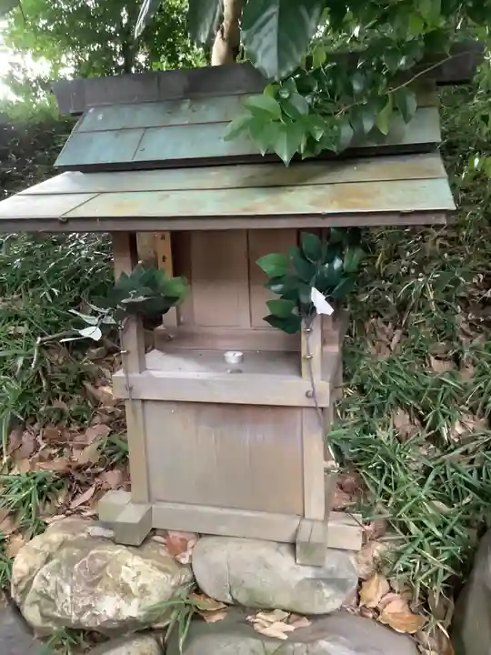 三明神社(神領町)の末社・摂社