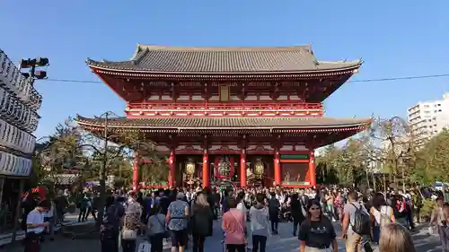 浅草寺の山門