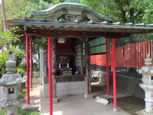 菊名池弁財天の本殿・本堂