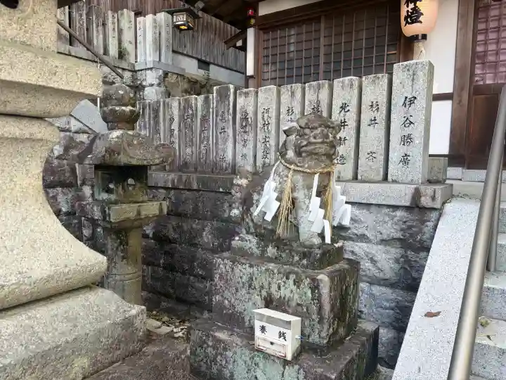 金山媛神社の{uncategorized: "未分類", other: "その他", undefined: "問題あり", building: "その他建物", grave: "お墓", sacred_gate: "鳥居", guardian: "狛犬", statue: "像", buddha: "仏像", history: "歴史", nature: "自然", garden: "庭園", animal: "動物", pagoda: "塔", temizu: "手水舎", mountain_gate: "山門・神門", sanctuary: "本殿・本堂", subordinate: "末社・摂社", art: "芸術", scenery: "景色", jizo: "地蔵", ema: "絵馬", goshuin: "御朱印", omikuji: "おみくじ", items: "授与品その他", amulet: "お守り", goshuincho: "御朱印帳", eats: "食事", festival: "お祭り", votive_dance: "神楽", shichigosan: "七五三参", wedding: "結婚式", experience: "体験その他", initially: "初詣", around: "周辺", anti_infection: "感染症対策"}