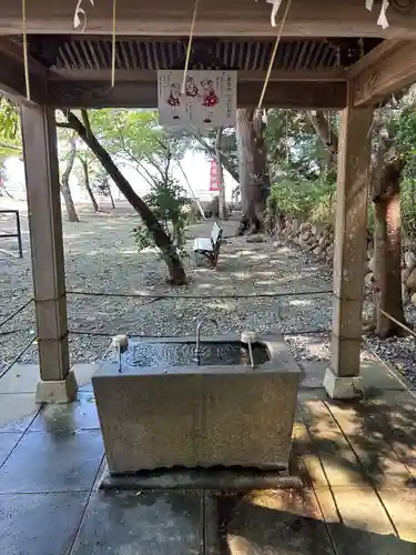 植田八幡神社の手水舎