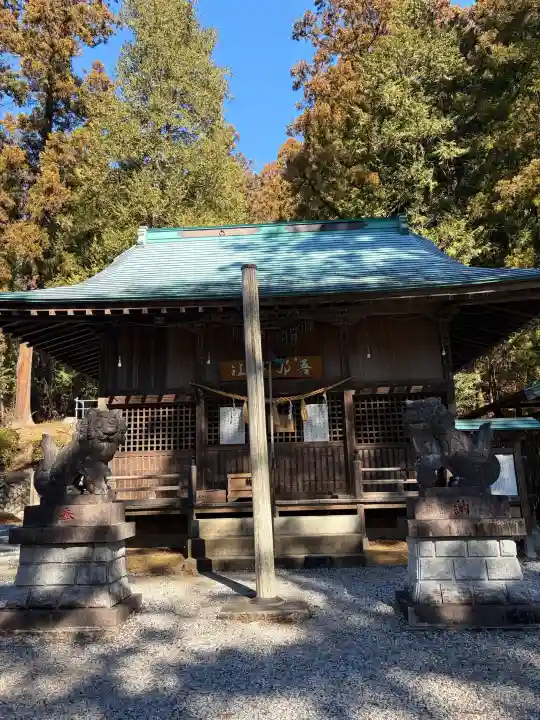 吾那神社の{uncategorized: "未分類", other: "その他", undefined: "問題あり", building: "その他建物", grave: "お墓", sacred_gate: "鳥居", guardian: "狛犬", statue: "像", buddha: "仏像", history: "歴史", nature: "自然", garden: "庭園", animal: "動物", pagoda: "塔", temizu: "手水舎", mountain_gate: "山門・神門", sanctuary: "本殿・本堂", subordinate: "末社・摂社", art: "芸術", scenery: "景色", jizo: "地蔵", ema: "絵馬", goshuin: "御朱印", omikuji: "おみくじ", items: "授与品その他", amulet: "お守り", goshuincho: "御朱印帳", eats: "食事", festival: "お祭り", votive_dance: "神楽", shichigosan: "七五三参", wedding: "結婚式", experience: "体験その他", initially: "初詣", around: "周辺", anti_infection: "感染症対策"}