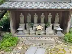 照江寺の地蔵